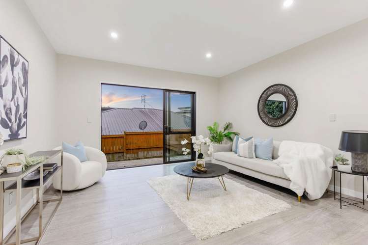 3 Whaley Greens Millwater_10