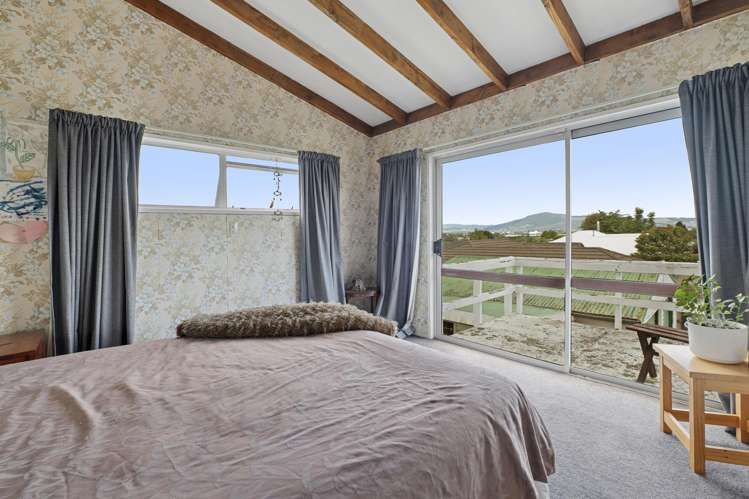 17 Mckenzie Road Owhata_7