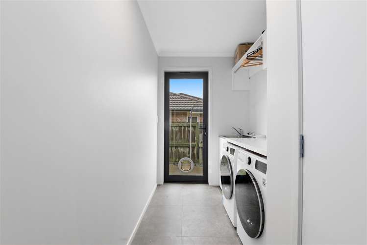 6 Kipling Crescent Owhata_14