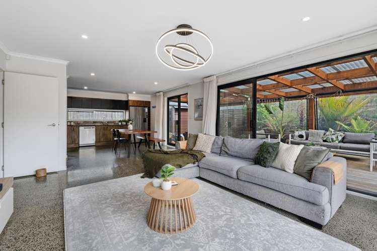 6 Urumaraki Avenue_0