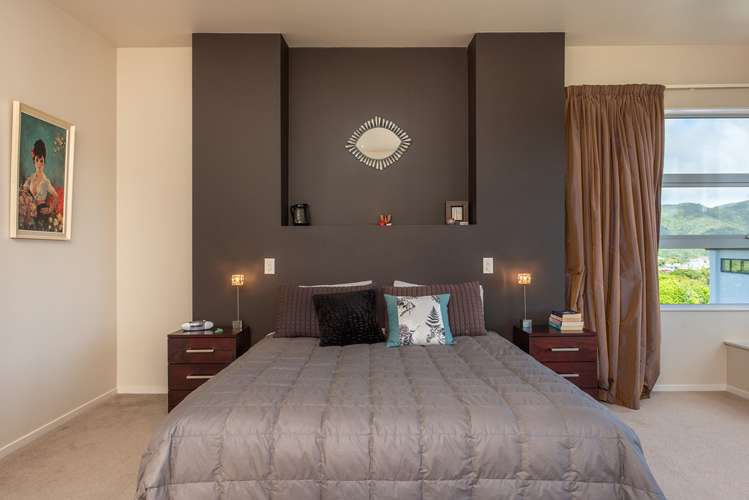 2 Caughley Grove Karori_9