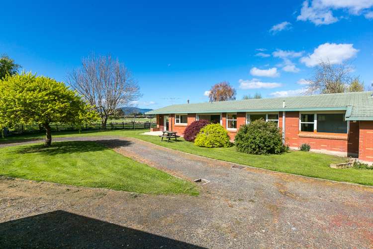 516 Riccarton Road West North Taieri_13