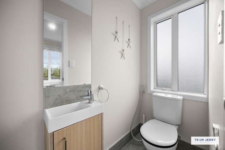 35 Arrowsmith Drive Flat Bush_24