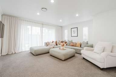 26 Nielsen Gardens_1