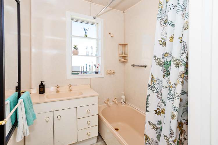 90 Prospect Terrace Newfield_13
