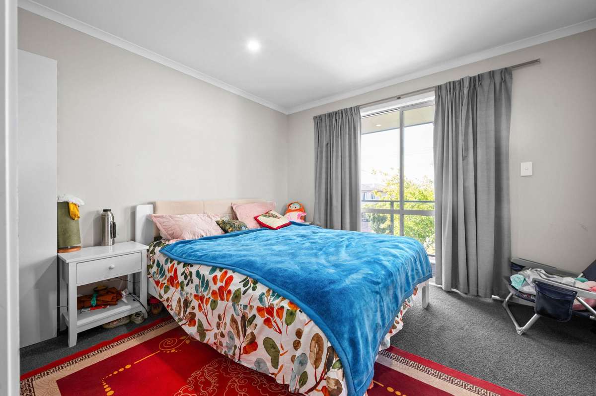 1/120 Mahoe Street_2