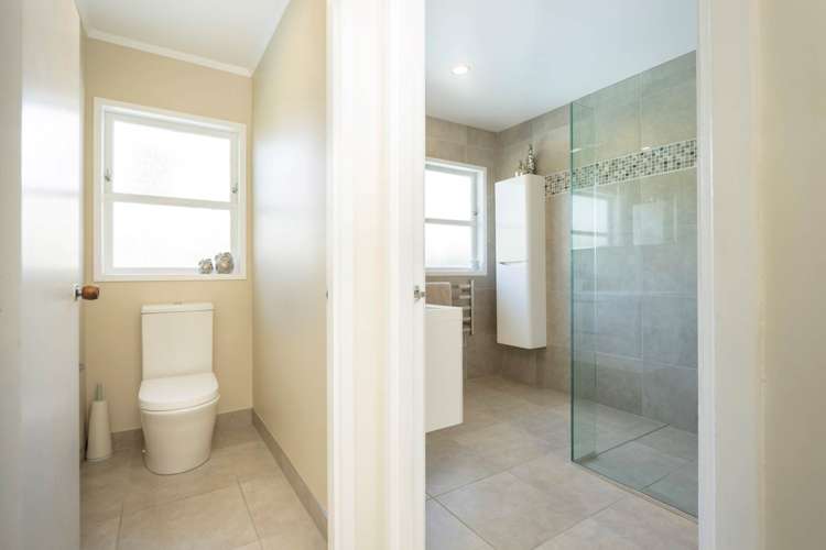 48 Atkinson Road Titirangi_16