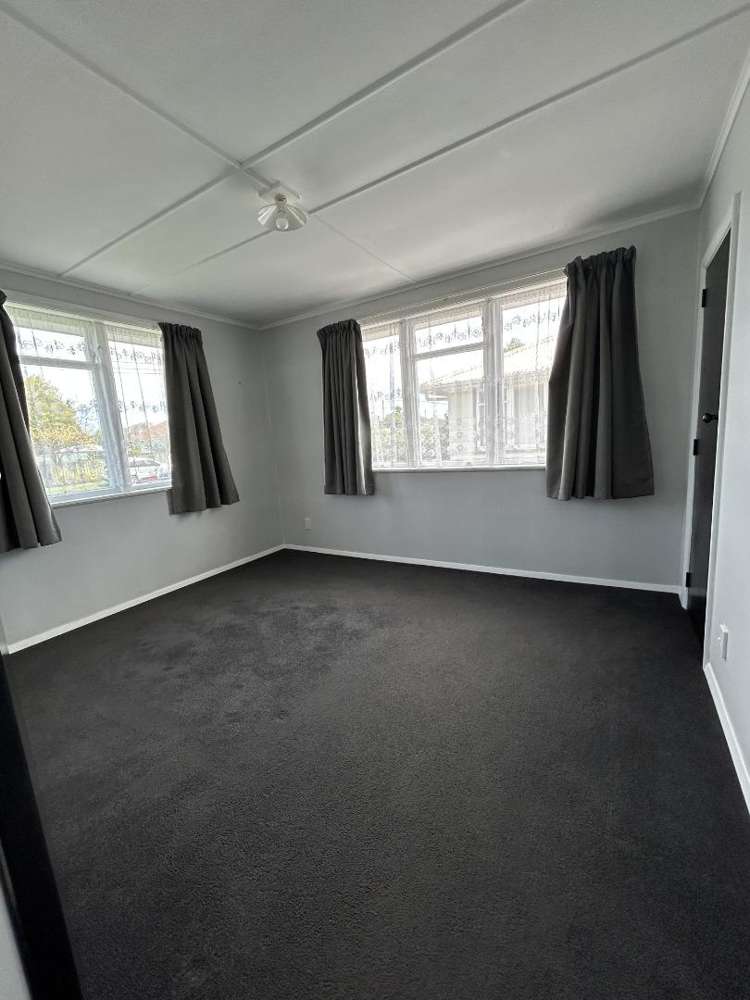 15 Surrey Street Solway_7