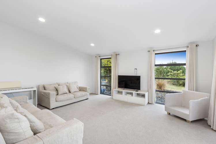 16 Hollybank Lane Governors Bay_2