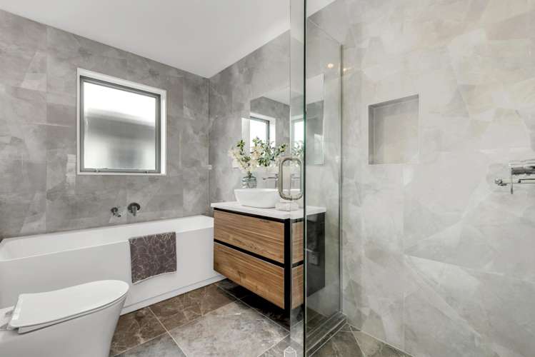6 Bendridge Street Flat Bush_23