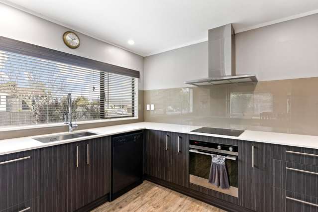 2 Woodview Rise Botany Downs_3