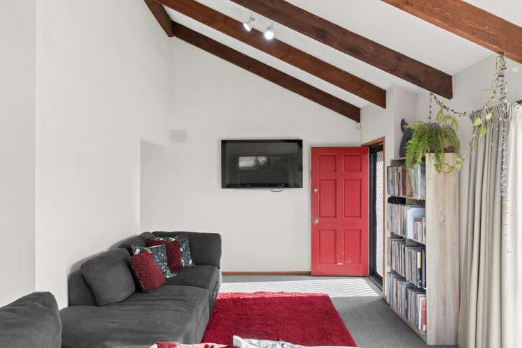 2/26 Neill Street Hornby_8