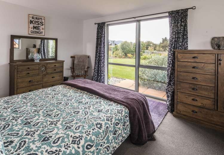 43 Matheson Crescent Albert Town_10