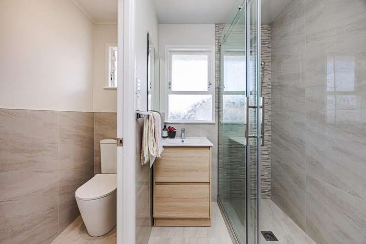 25 Flat Bush Road Otara_8