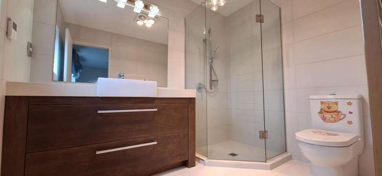 8 Bintulu Place Fairview Heights_7