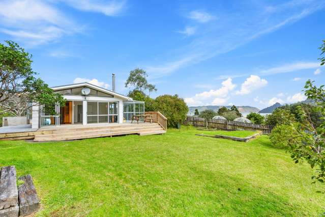Space, Sun, Views - The Ultimate Family Retreat!