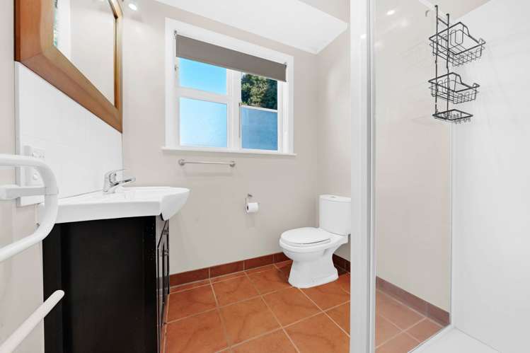 1/33 Reynella Drive Massey_10