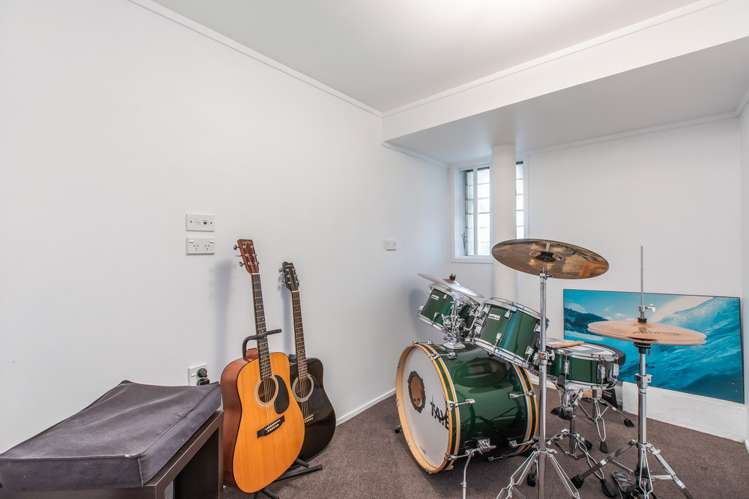 76 Vandeleur Avenue Birkdale_12