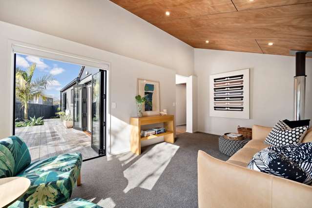 2/47 Glenmore Road Sunnyhills_1