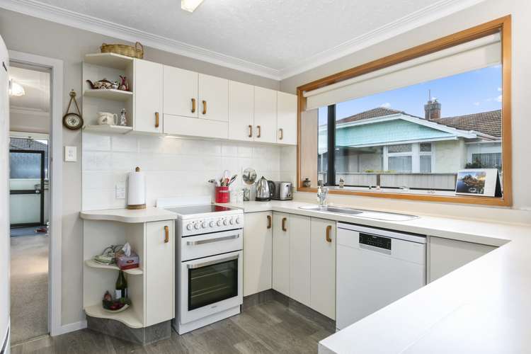 35 Gordon Road Mosgiel_11