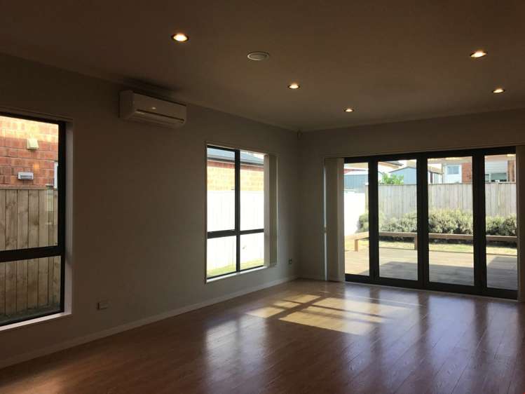 16 Beltany Drive Flat Bush_4