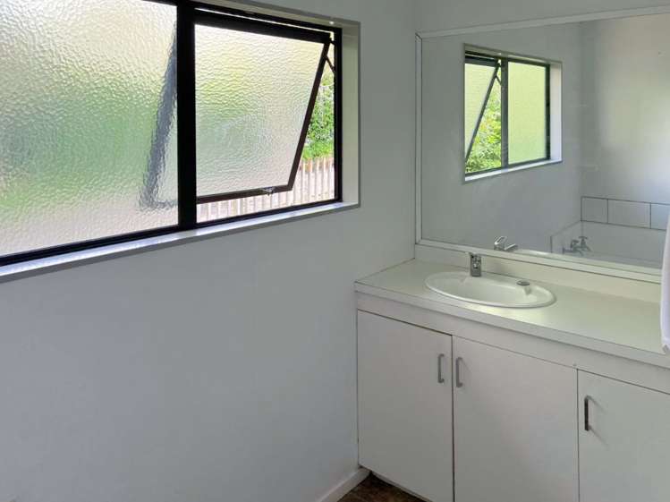 25 Valley Road Pukekohe_11