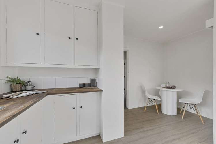 1041 Colombo Street St Albans_11