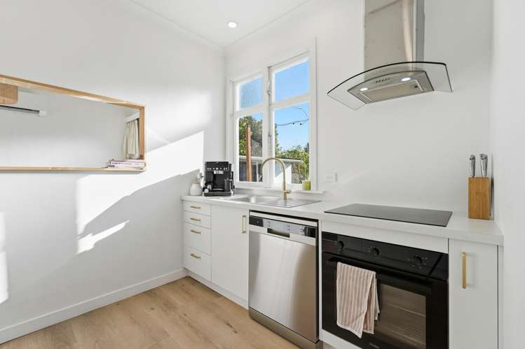 17 Hutchison Crescent_3