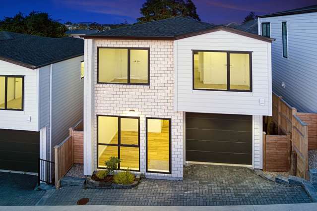 Step into the Home You’ve Been Dreaming Of!