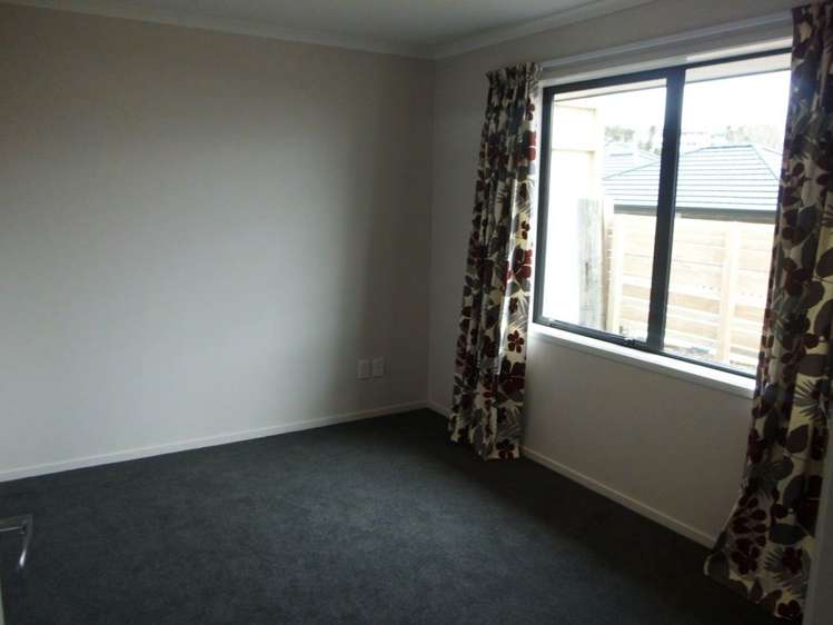 4 Austen Way Hairini_6