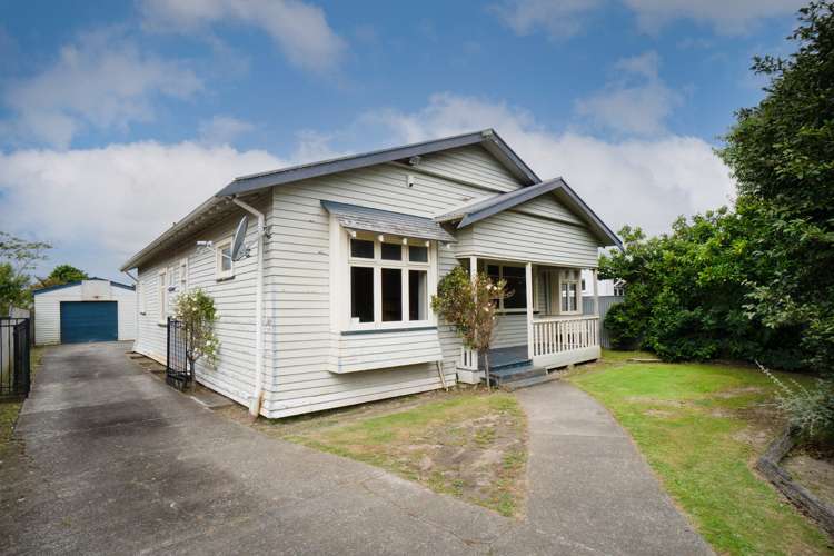 41 Burns Avenue Takaro_0