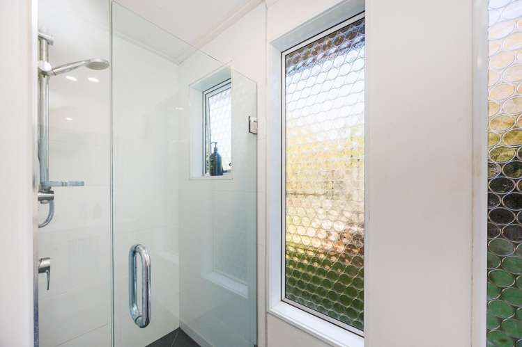 11 Squires Place Awapuni_15