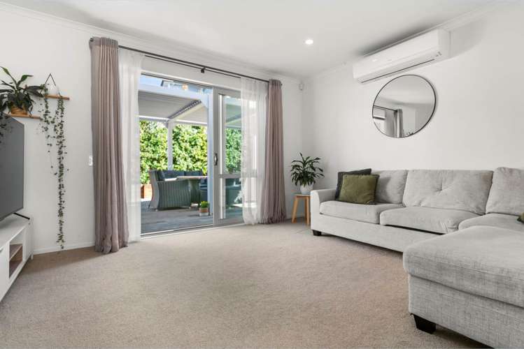 20 Arthur Rolfe Lane Swanson_2