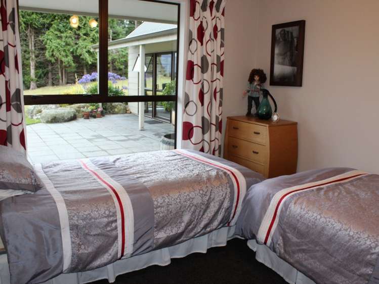 140 Sinclair Road Te Anau_15