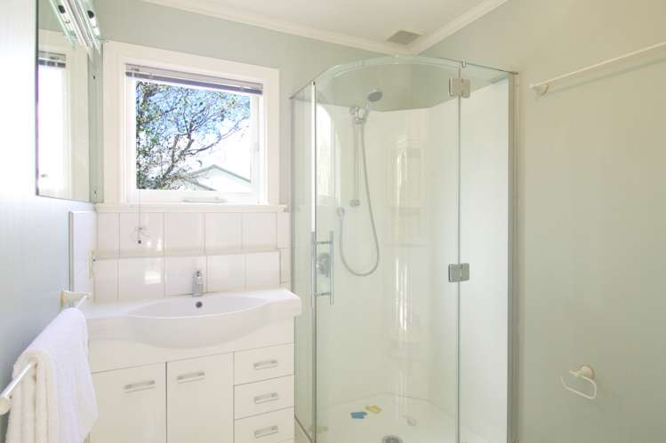 2/125 Woburn Road Woburn_27