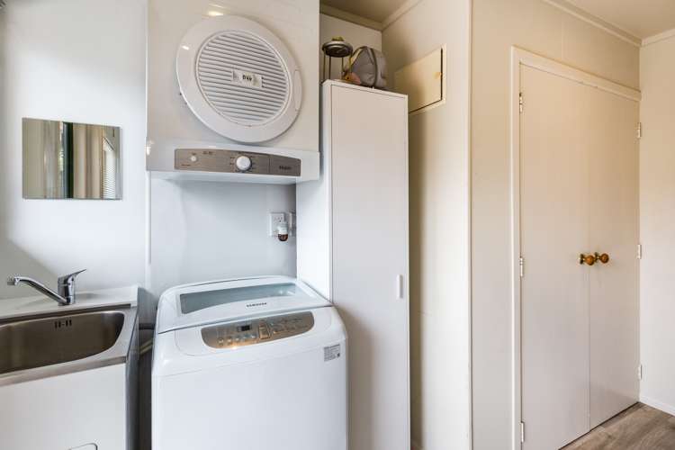 3 Boundary Road Waipahihi_19