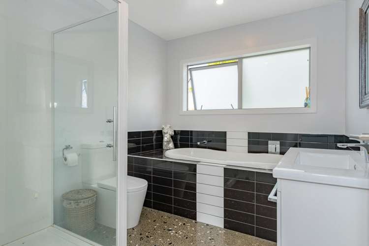 76 Mount Marua Way Timberlea_15