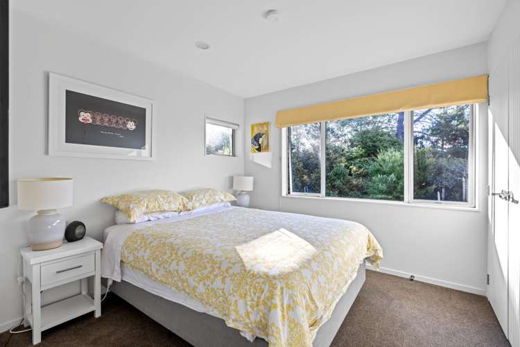 8 Somerset Place Stanmore Bay_22