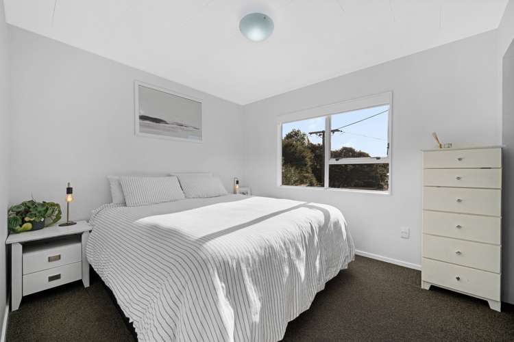 77b Elliston Crescent Stanmore Bay_11