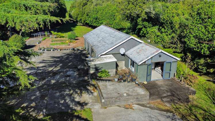130 Cross Road Lepperton_18