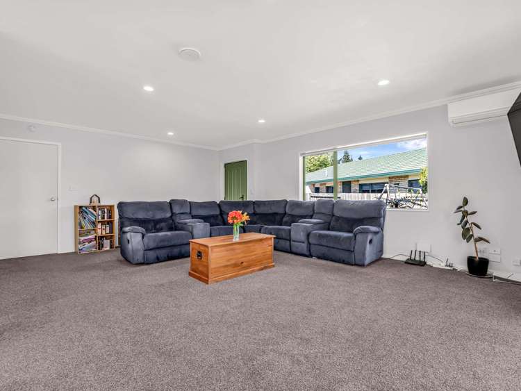 17 Barry Road Waihi_9