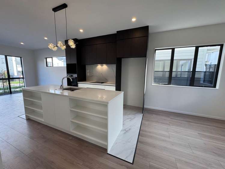 3 Greenbrier Street_1