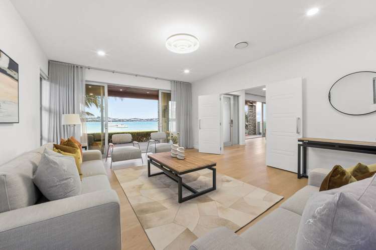 9 The Parade Bucklands Beach_49