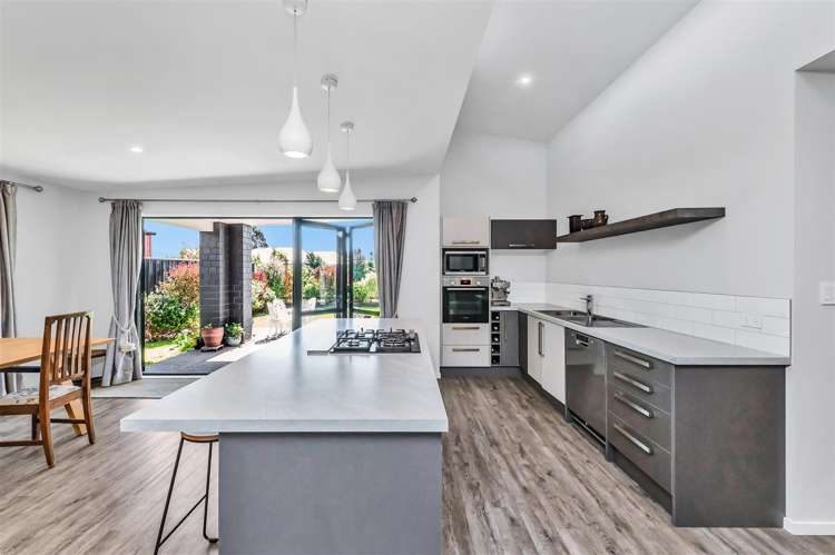 6 Belmont Lane Lincoln_11