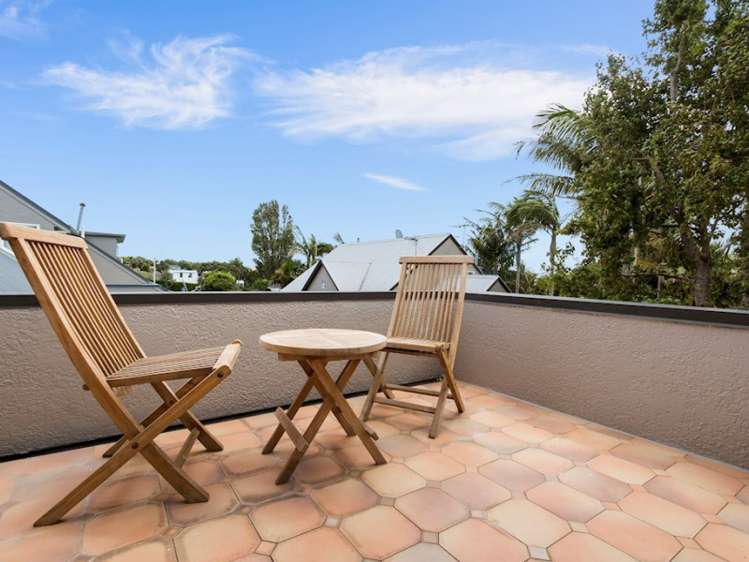 2/40 Wallace Street Herne Bay_11