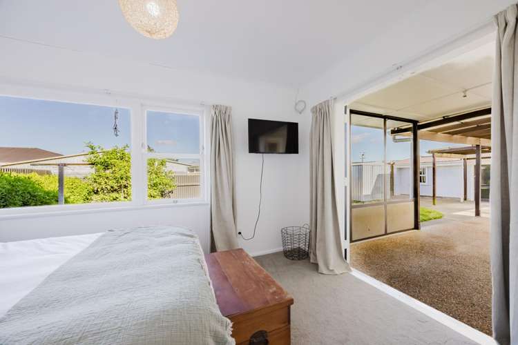 8 Corbett Place Onekawa_13