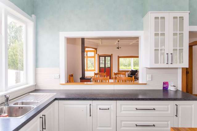 24 Hunter Street Dannevirke_2