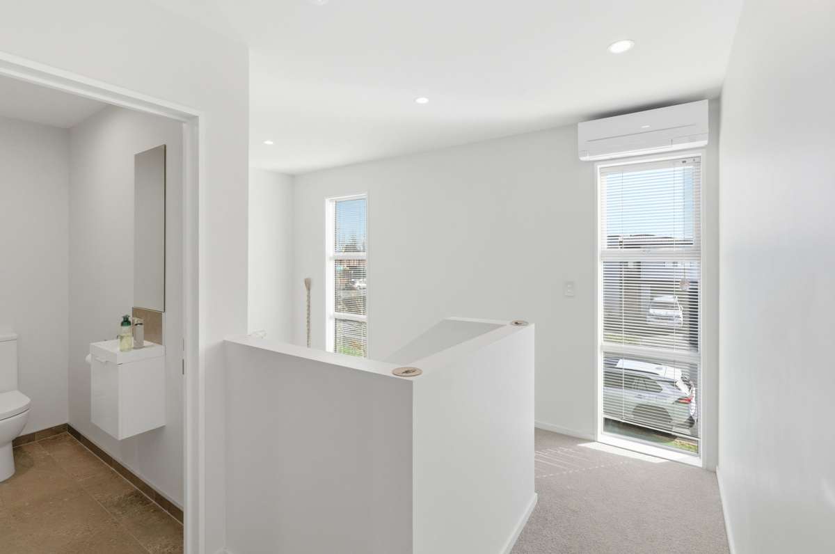 11/16 Hamill Road_2