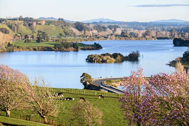 Lake Karapiro Lifestyle & Hospitality Opportunity