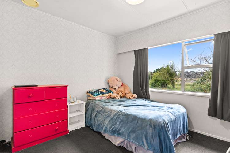 8 Boundary Road Featherston_16